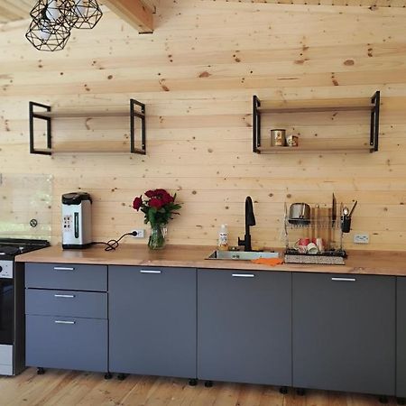 Guest House Ahan Гагра Екстер'єр фото