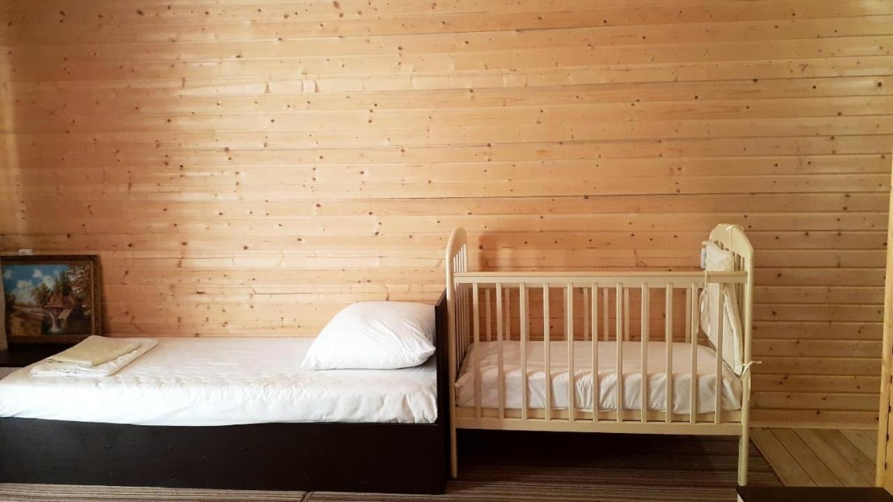Guest House Ahan Гагра Екстер'єр фото